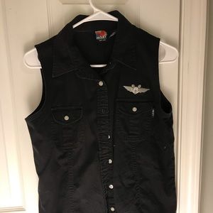 Mickey Mouse vintage button town tank